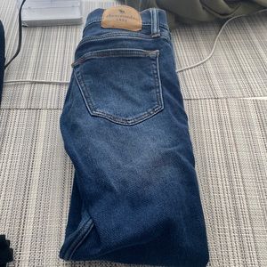 Abercrombie kids skinny jeans